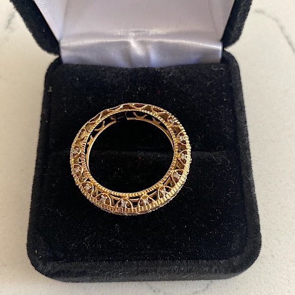 Beaut 14k Solid Gold and 44 Diamonds - Picture 6 of 16